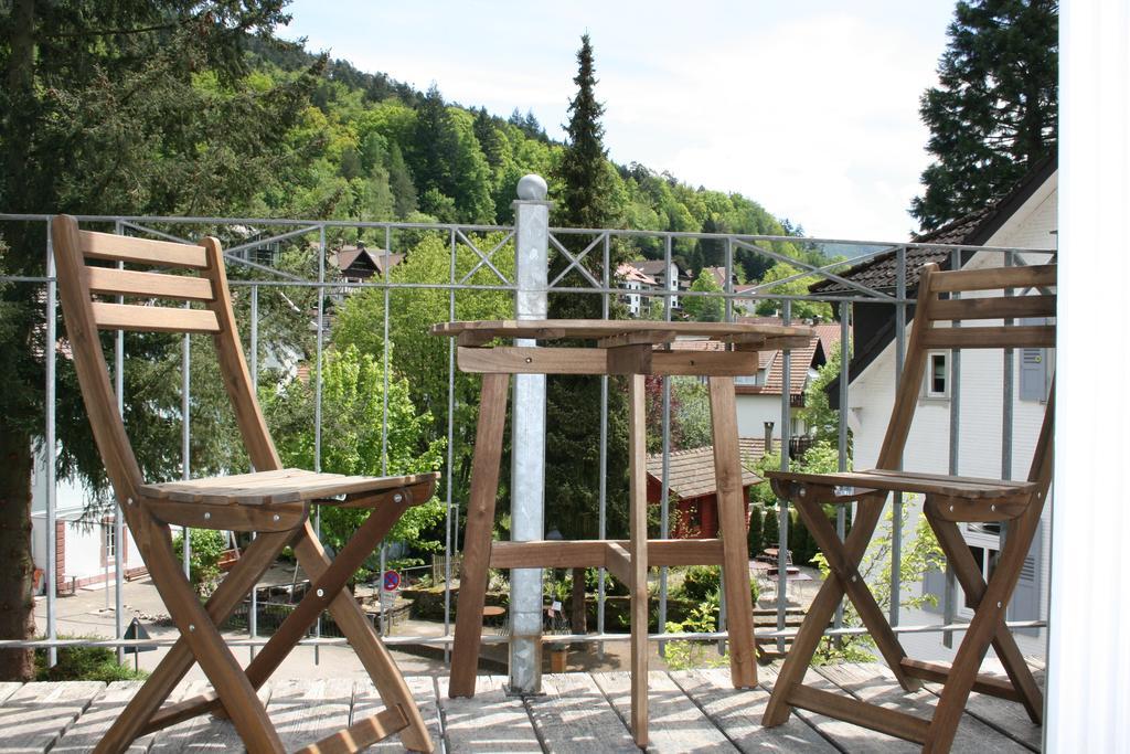 Gaestehaus Villa Lina บัดแฮร์เรนอัลบ์ ภายนอก รูปภาพ
